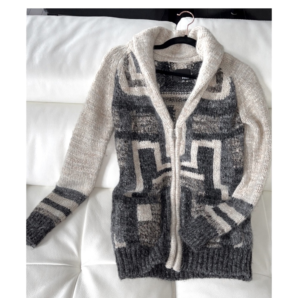 Wilfred Free wool cardigan never worn